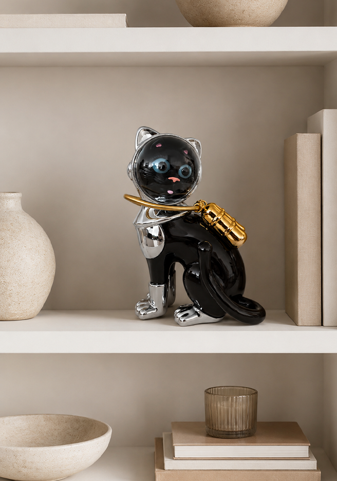 Astronaut Cat Sculpture
